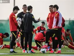  赛前速览：大奖赛抢七大战俄克拉荷马城雷霆对阵费内巴切，三大看点值得期待